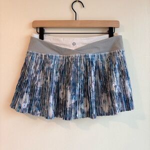 Lululemon Time To Shine Pleated Skirt Size 6 in Blurry Belle Multi Color